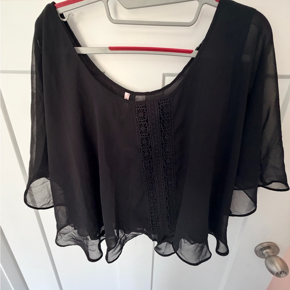 Love by Design Black Sheer Chiffon Crochet Lace XL Flutter Sleeve Boho Scallop